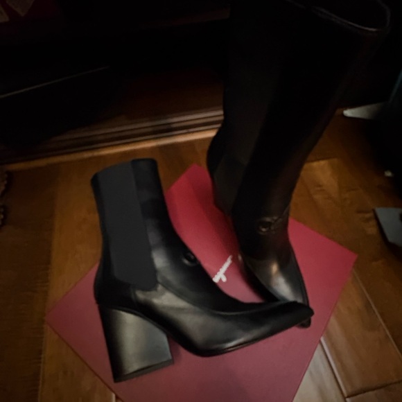 Authentic - Picture 1 of 12